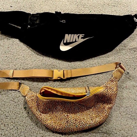 Nike Fanny pack bundle - Picture 1 of 3